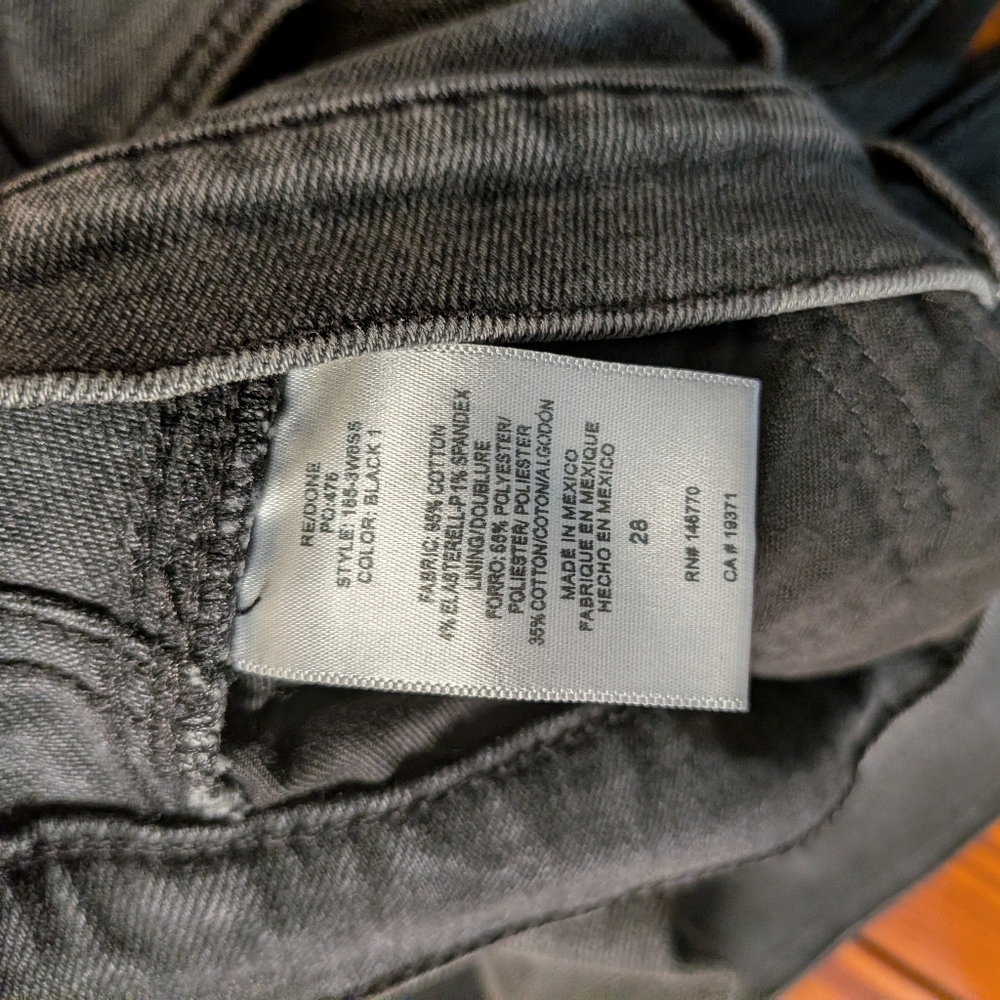 RE/DONE High Rise Crop Straight Jeans Raw Hem Black Size 28 - Picture 4 of 5